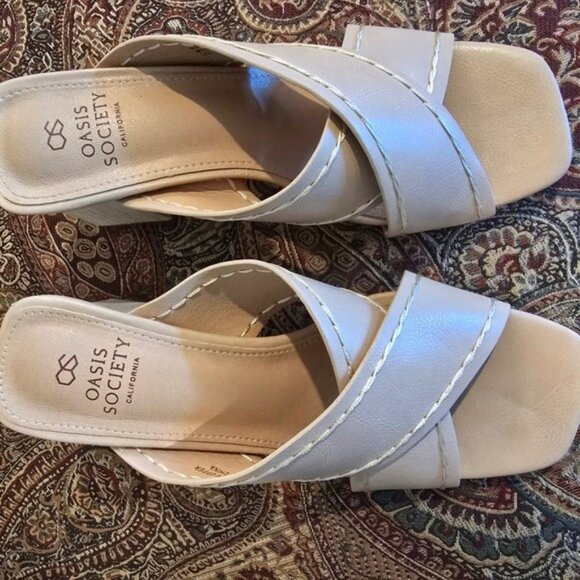 Cross Strap Nude Leather Block Heel Sandals By Oasis Society Size 8 Stylish - Picture 1 of 5